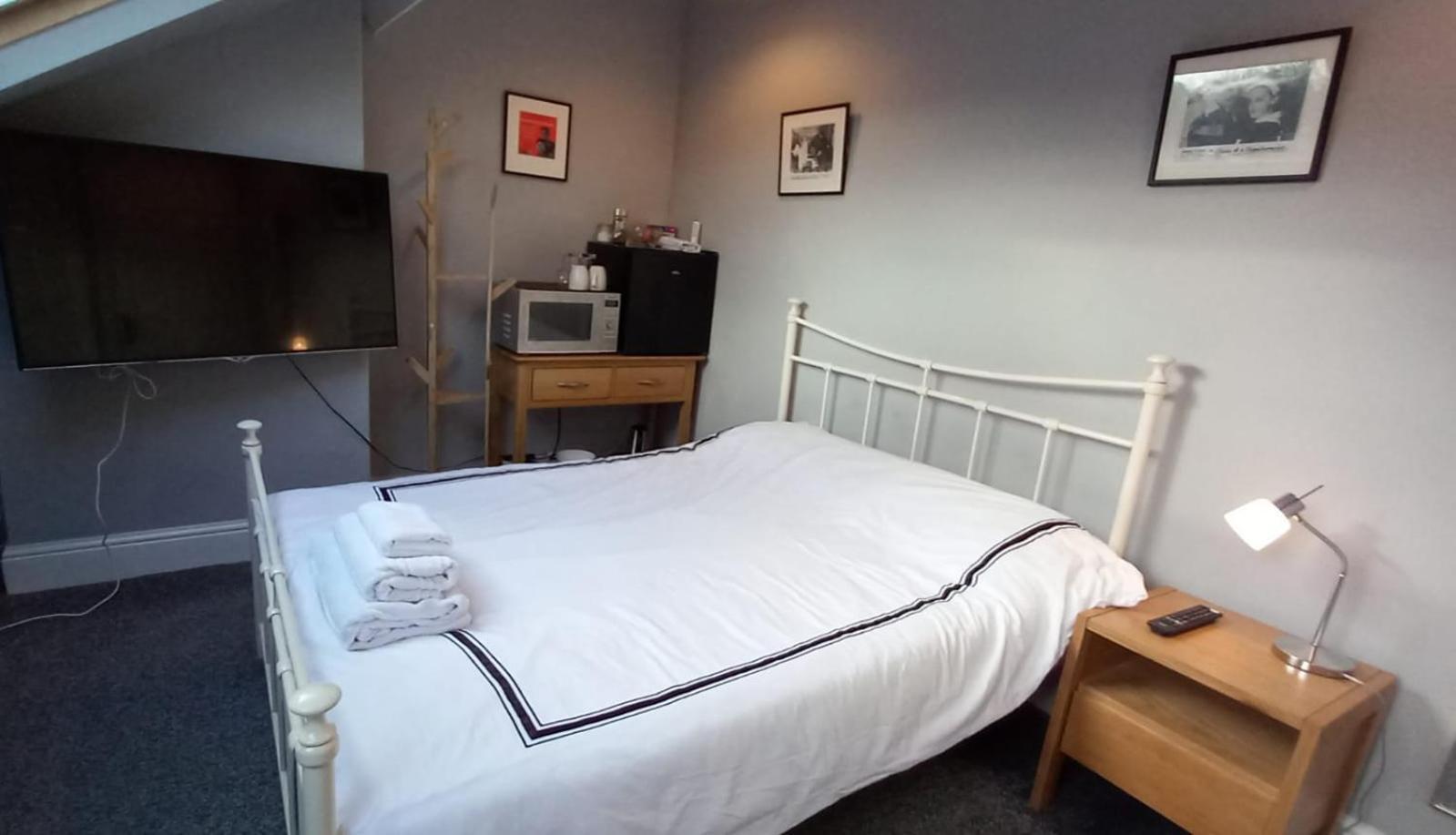 Quarto em Acomodações Particulares Serene Homes Sheffield, Private Ensuite Velux